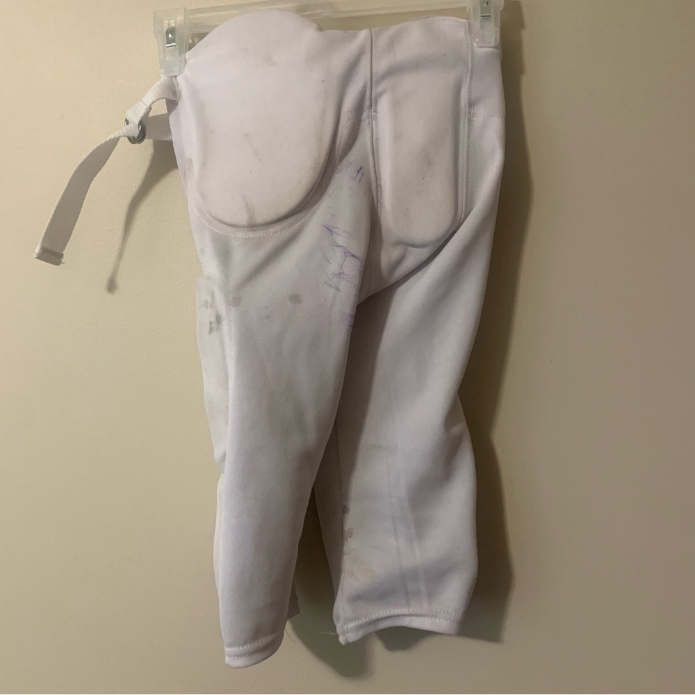 Schutt size small/6 children's padded football pants, white - Picture 2 of 2